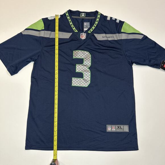Seattle Seahawks Mens Jersey Size XL Extra Large Russell Wilson NFL Football - Picture 15 of 16